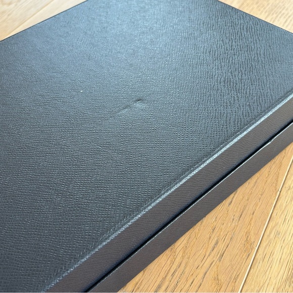 Prada Shirt / Sweater Box - Picture 9 of 10